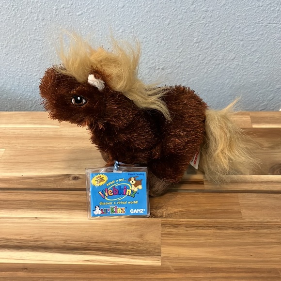 Retired Webkinz Horse - Picture 2 of 4